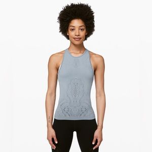 Lululemon Reveal Tank *Zen Design